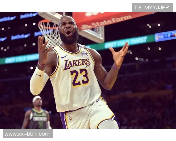 詹姆斯称赞艾顿表现出色强调他在球队中的重要性与冲击力